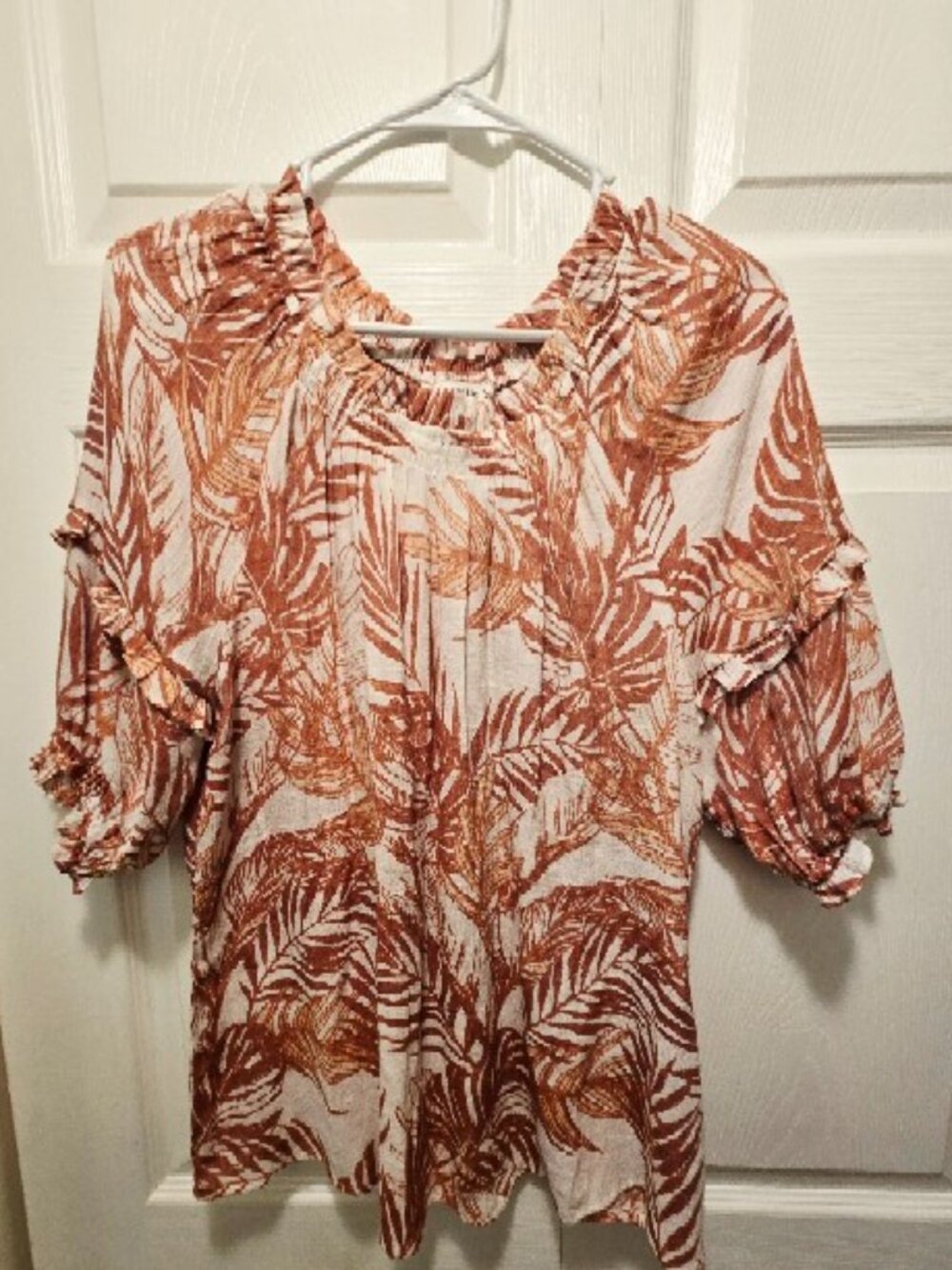 NANETTE LEPORE Women's Floral Print Short Sleeves Blouse w/Elastic Neckline